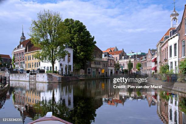 oude sluis - kanaalsluis stockfoto's en -beelden