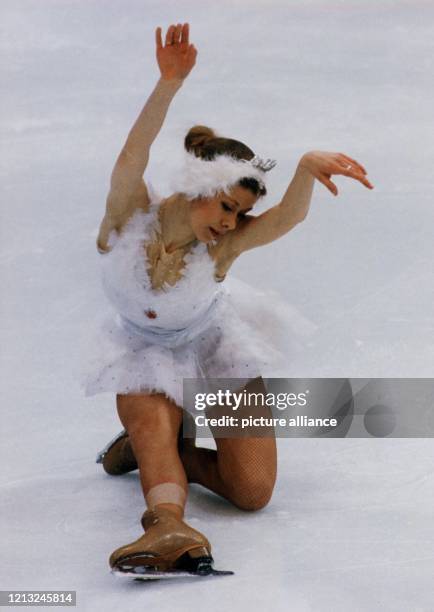 Die 16jährige Ukrainerin Oksana Bajul während des Schaulaufens am 26. Februar 1994 im Amphitheater von Lillehammer/Norwegen. Die...