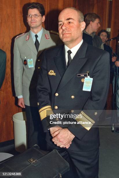 Major Rudolf Rojahn 75 Führungsakademie Der Bundeswehr Stock Photos, High-Res Pictures, and ...