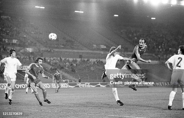 Fußball Europapokal der Pokalsieger 1980/1981 Finale FC... News