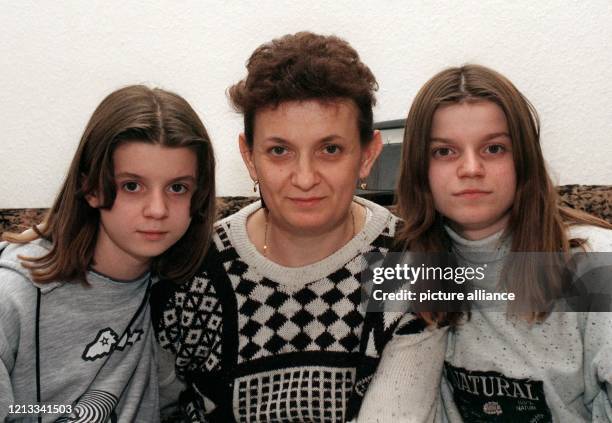 Stojanka Pocic und ihre beiden Töchter Sanja und Danijela droht als Kriegsflüchtlingen aus Kroatien bald die endgültige Abschiebung. Seit dem...