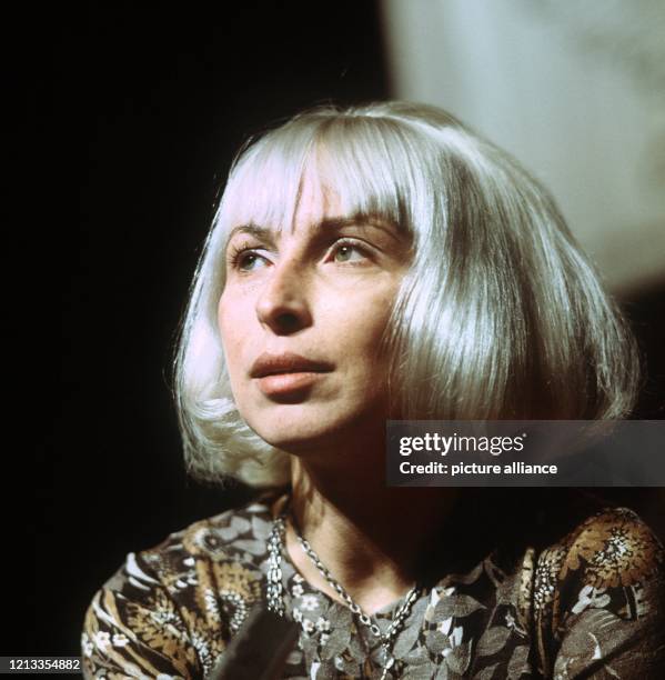 15 Vera Oelschlegel Stock Photos, High Res Pictures, and Images Getty