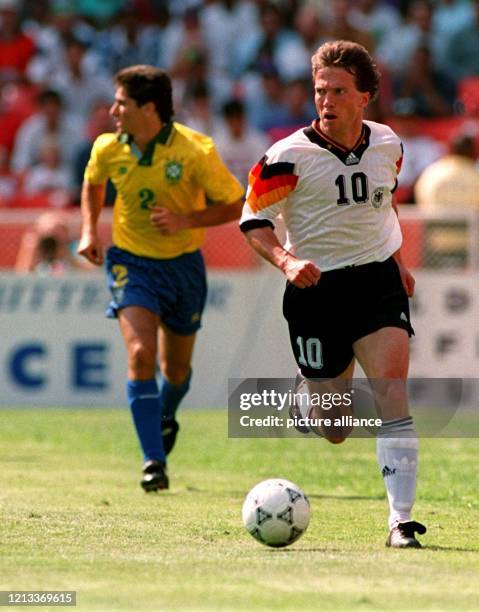 Am 13. Juni 1993 überschritt Lothar Matthäus eine magische Grenze im Leben eines Fußball-Nationalspielers. Bei der Begegnung gegen die USA bestritt...