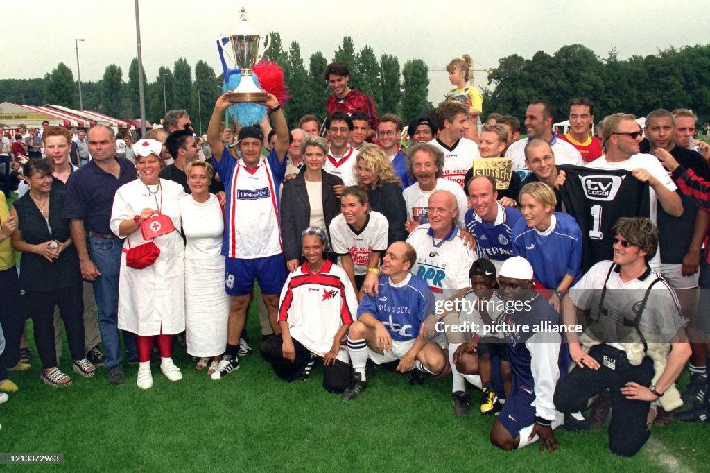 Fußball Medien Cup - Gruppenbild