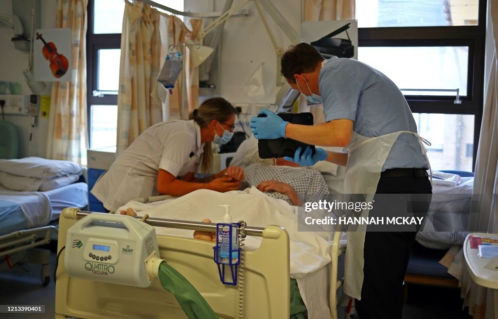 BRITAIN-HEALTH-VIRUS-HOSPITAL