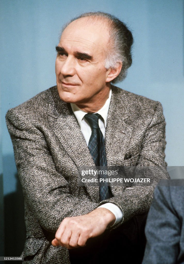 Photo De L acteur Fran ais Michel Piccoli Pris Lors Du Journal News photo-de-l-acteur-fran-ais-michel-piccoli-pris-lors-du-journal-news