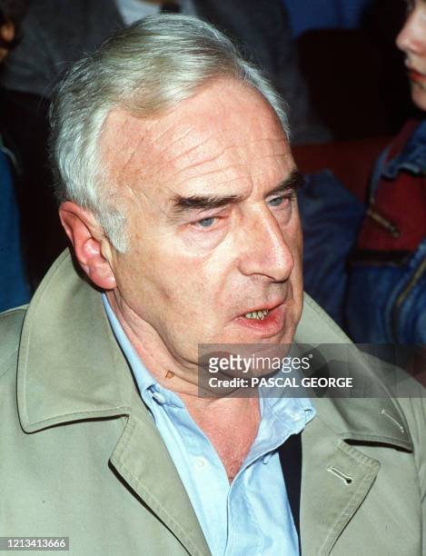 Photo prise le 09 décembre 1985 du cinéaste français Claude Sautet qui est décédé à l'âge de 76 ans, le 22 juillet 2000 à Paris, d'un cancer du foie....