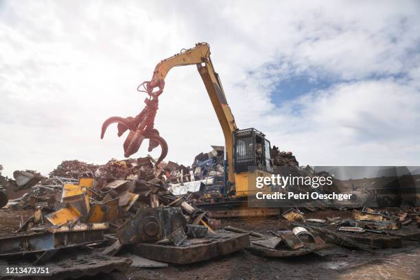 scrap metal recycling facility. - waste management stock pictures, royalty-free photos & images