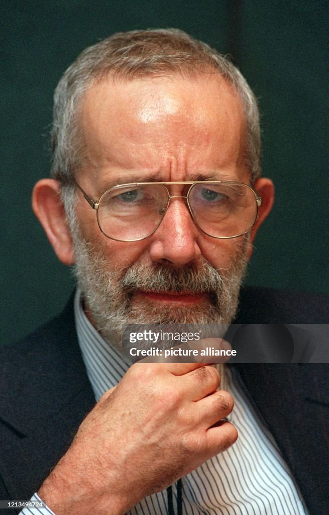 Robin Warren Rph australischer Medizinprofessor, Träger des Paul Ehrlich- und Ludwig ...