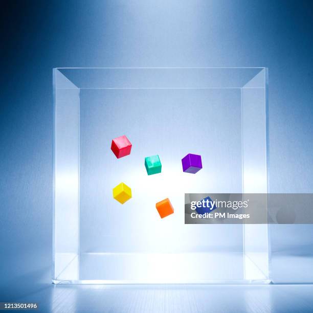 cubes floating in a clear box - box container stock pictures, royalty-free photos & images