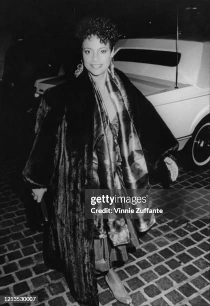 American actress and dancer Debbie Allen arrives at the People's Choice Awards in Los Angeles, USA, circa 1987.