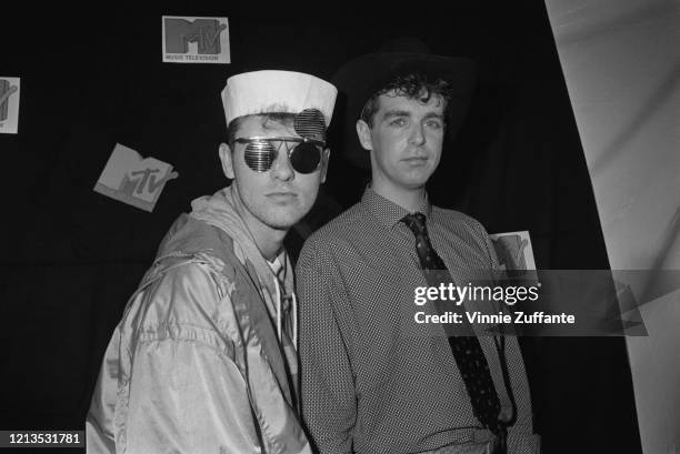 English synth-pop duo the Pet Shop Boys at the MTV Video Music Awards in Los Angeles, 5th September 1986. They are Chris Lowe and Neil Tennant.