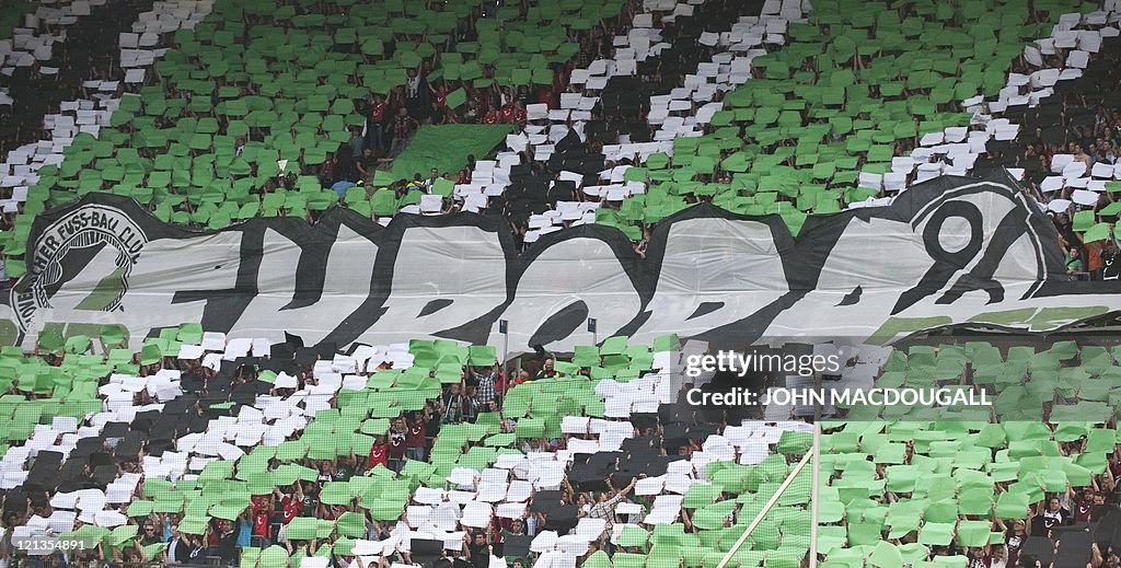 Hanover fans display a giant Europa 96 s