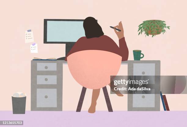 stockillustraties, clipart, cartoons en iconen met freelance illustrator die thuis werkt. - tekentablet