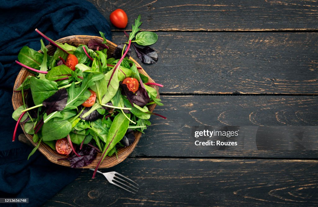 Salade colorée de légumes