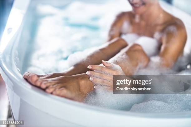 Female Leg Bath Photos and Premium High Res Pictures - Getty Images