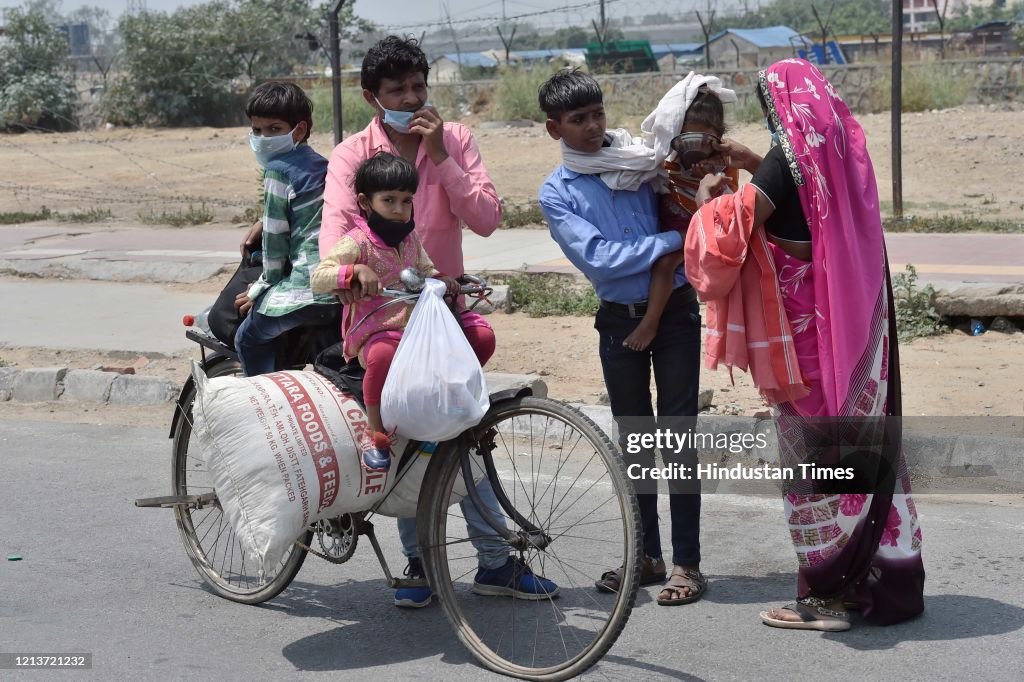 Migrant Workers Returning Home Amid Nationwide Lockdown To Curb Covid 19 Pandemic