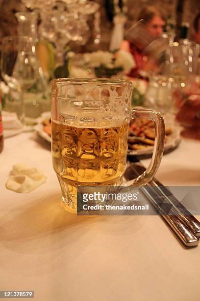 bier - gumpoldskirchen stock pictures, royalty-free photos & images