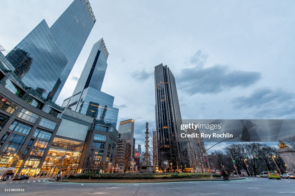 New York City Tourism And Entertainment Industry Stifled By Coronavirus Restrictions