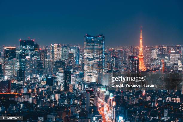 tokyo skyline at night - roppongi hills stock pictures, royalty-free photos & images