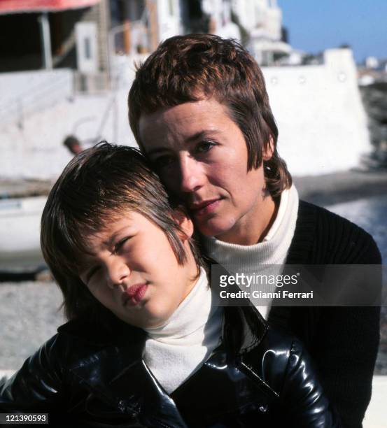 Annie Girardot with her daughter Giulia in Cadaques, 13th October 1970, Girona, Spain.