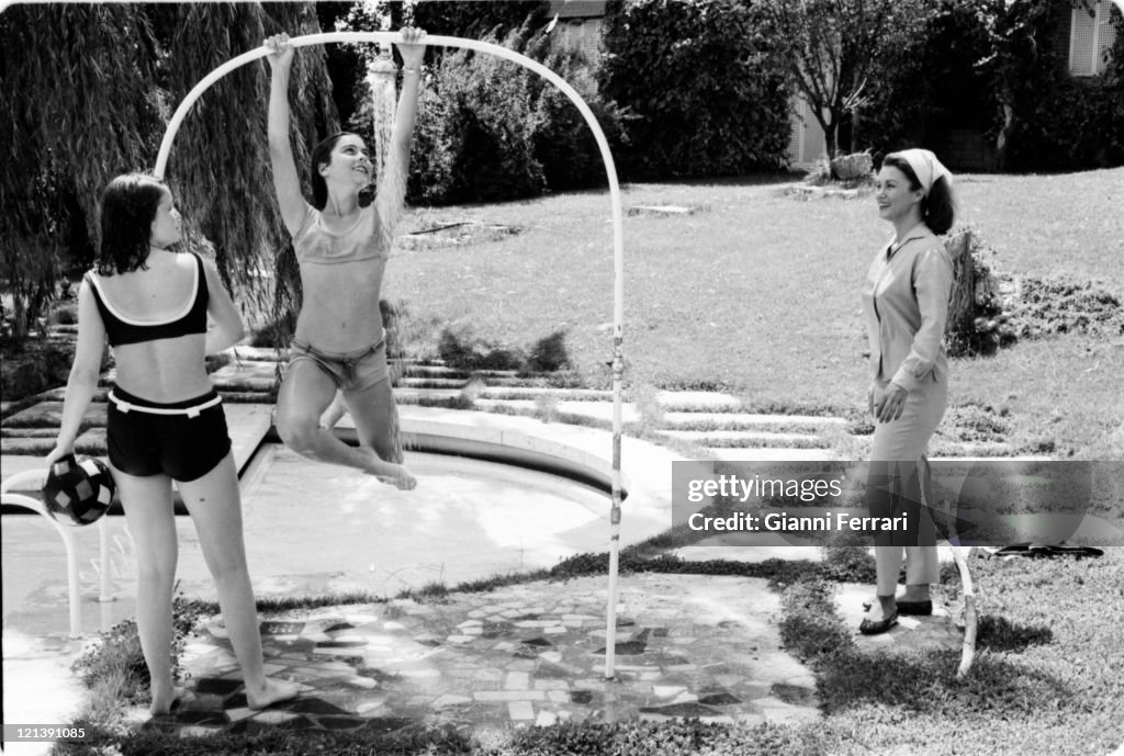 Linda Christian and Romina Power