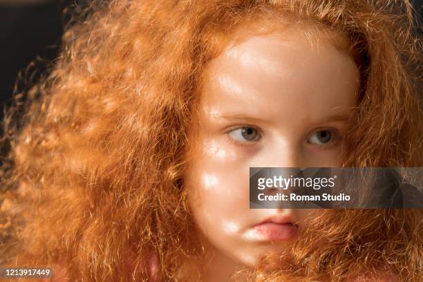 scene grænseflade Skygge 578 Curly Red Hair Child Photos and Premium High Res Pictures - Getty Images