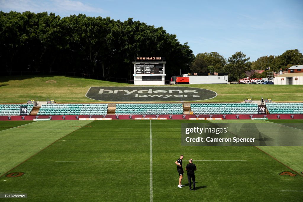 NRL Rd 2 - Wests Tigers v Knights