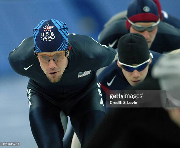 Olympic speed skater KC Boutiette leads a pack of teammates during practice at the Oval Lingotto venue at the Torino 2006 Olympic Winter Games in...