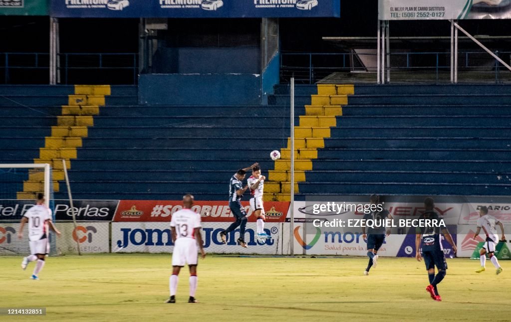 FBL-COSTA RICA-CARTAGUINES-ALAJUELENSE-VIRUS-HEALTH-PANDEMIC