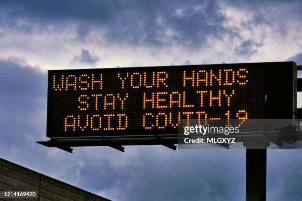 Menace Message La Menace Photos and Premium High Res Pictures - Getty Images