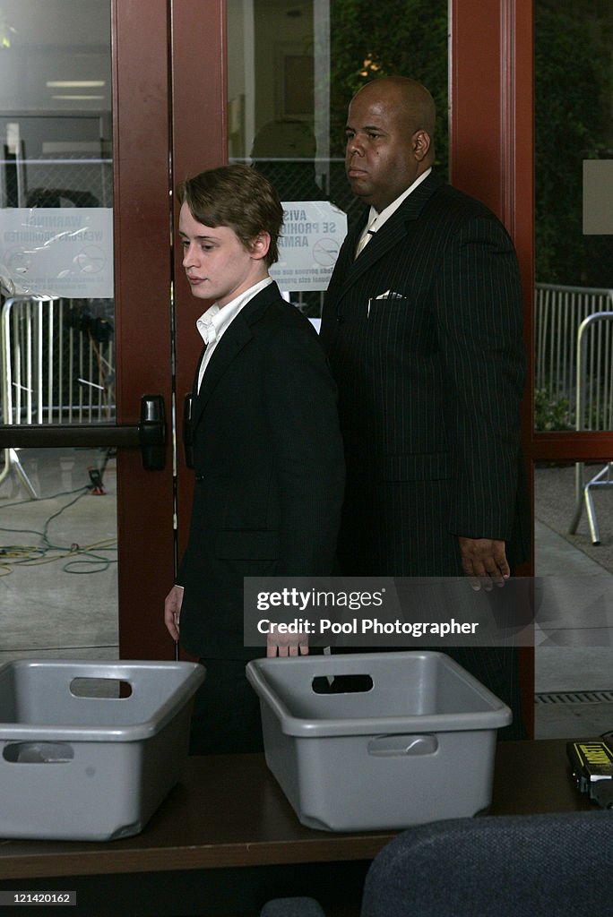 Michael Jackson Trial - Day 50 - May 11, 2005