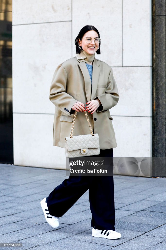 Street Style - Dusseldorf - March 20, 2020