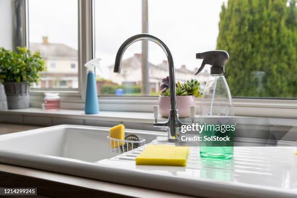 spring clean - rengöringssvamp bildbanksfoton och bilder