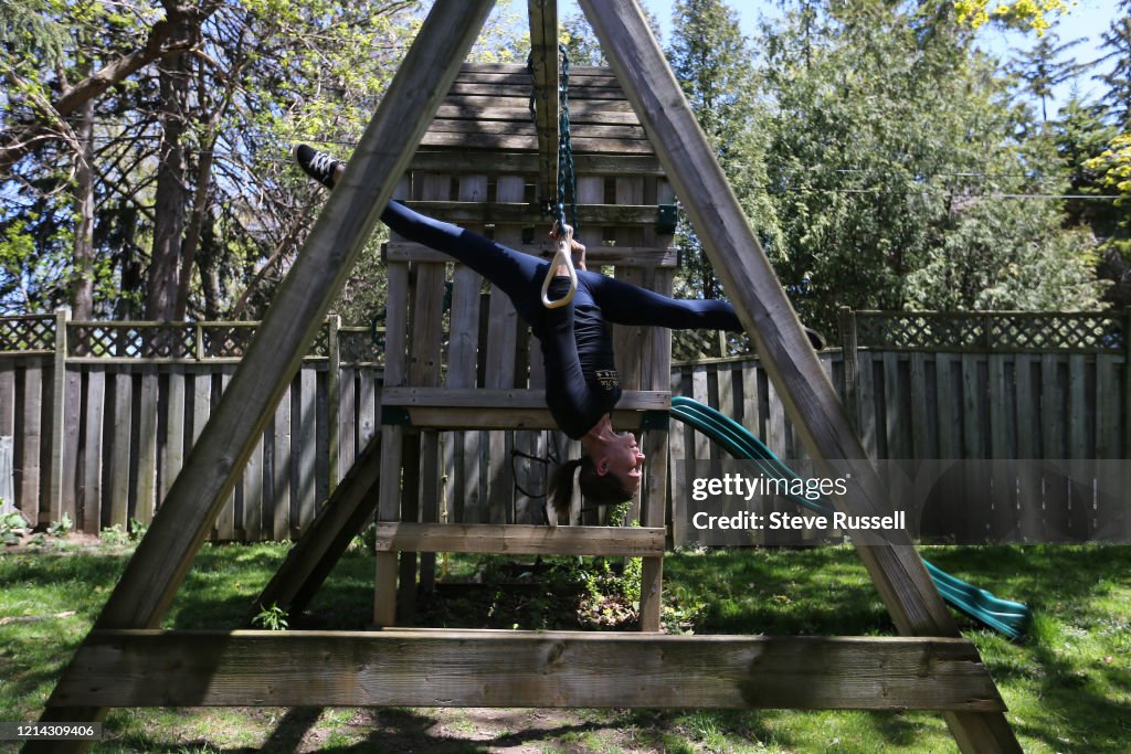 As the Toronto arts community is thrown into chaos as Torontonians are encouraged to maintain physical distance to slow the spread of COVID-19