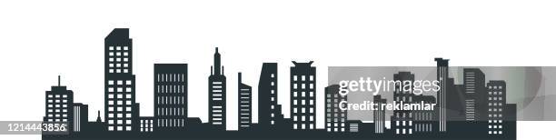 stadtsilhouette, silhouette der stadt mit schwarzer farbe auf weißem hintergrund. - skyscraper stock-grafiken, -clipart, -cartoons und -symbole