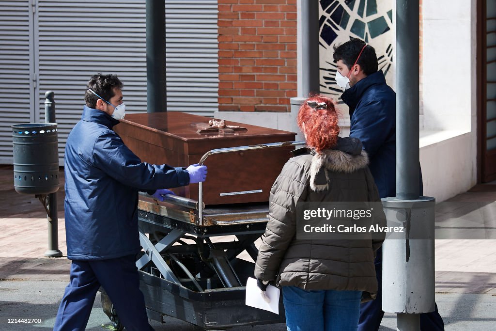 Spain Extends Coronavirus Lockdown As Death Toll Rises