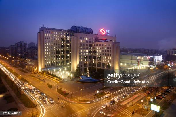 novi sad 's nachts - novi sad stockfoto's en -beelden