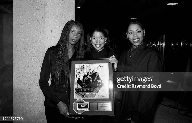 Maxee Maxwell Brownstone 1995 Photos and Premium High Res Pictures - Getty Images
