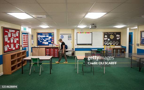 Split Classrom Split Classroom Photos and Premium High Res Pictures - Getty Images