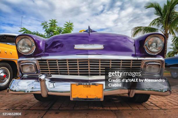 cuba - cars - stock photo car chrome bumper stock pictures, royalty-free photos & images