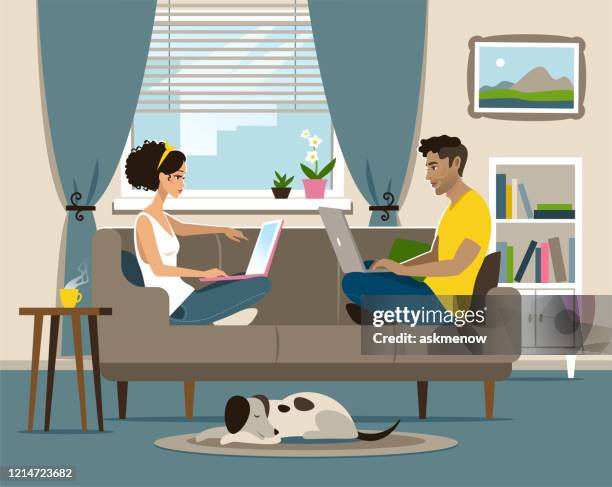 home office - mann frau hund zuhause stock-grafiken, -clipart, -cartoons und -symbole