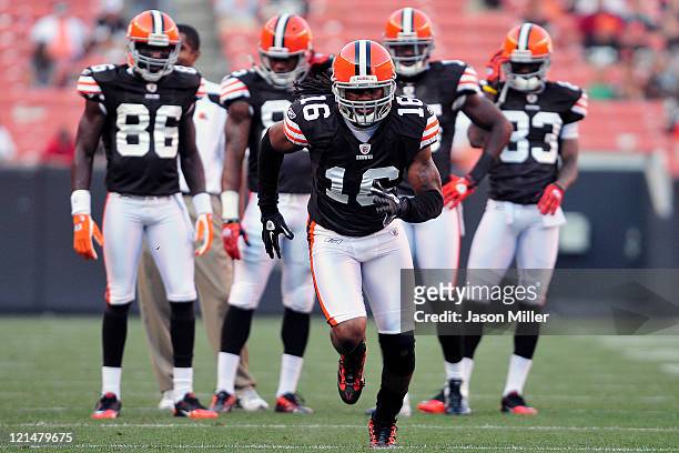 Wide receiver Josh Cribbs of the Cleveland Browns warms up prior to the game between the Cleveland Browns and the Detroit Lions at Cleveland Browns...