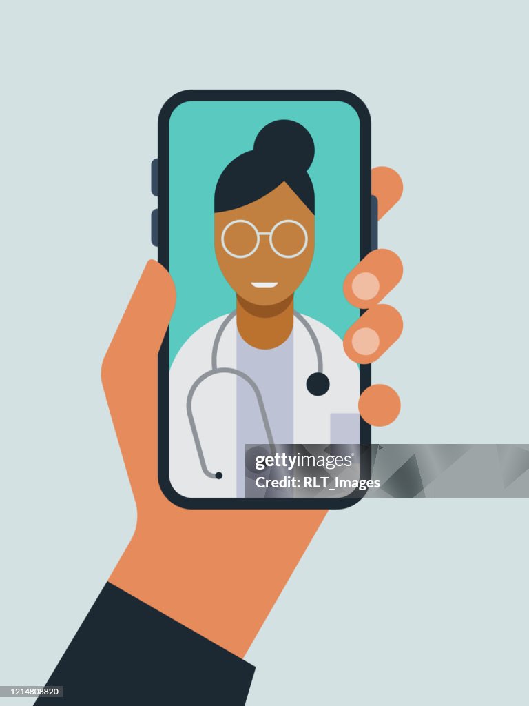 Ilustración de la mano sosteniendo el teléfono inteligente con el médico en la pantalla durante la visita al médico de telemedicina
