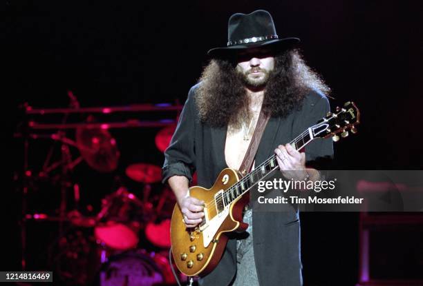 Gary Rossington of Lynyrd Skynyrd performs at Shoreline Amphitheatre on August 31, 1991 in Mountain View, California.