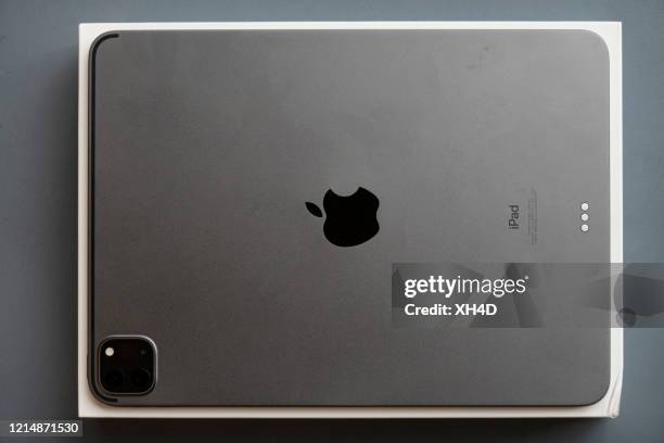 the new ipad pro 2020 in chengdu - ipad pro stock pictures, royalty-free photos & images