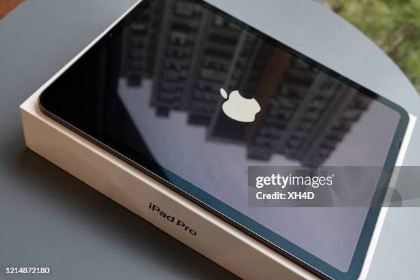 the new ipad pro 2020 in chengdu - ipad pro stock pictures, royalty-free photos & images