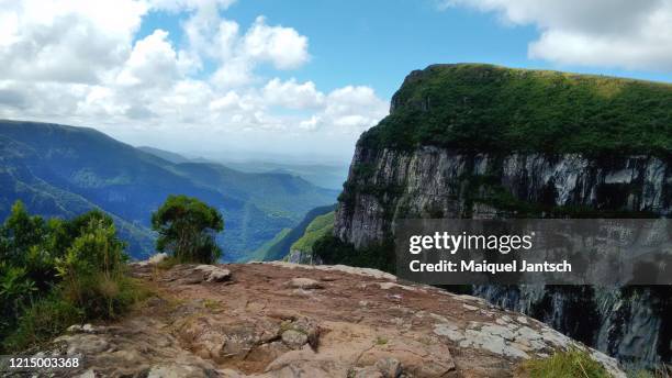 fortaleza canyon (canyon forteleza) - rio grande do sul, brazil - santa catarina sul do brasil stock-fotos und bilder