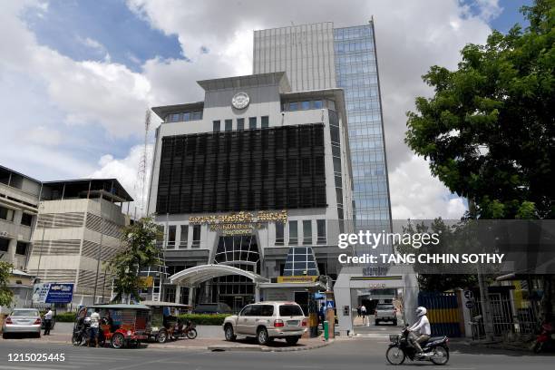 Acleda Bank Building 92 Acleda Bank Photos & High Res Pictures - Getty Images