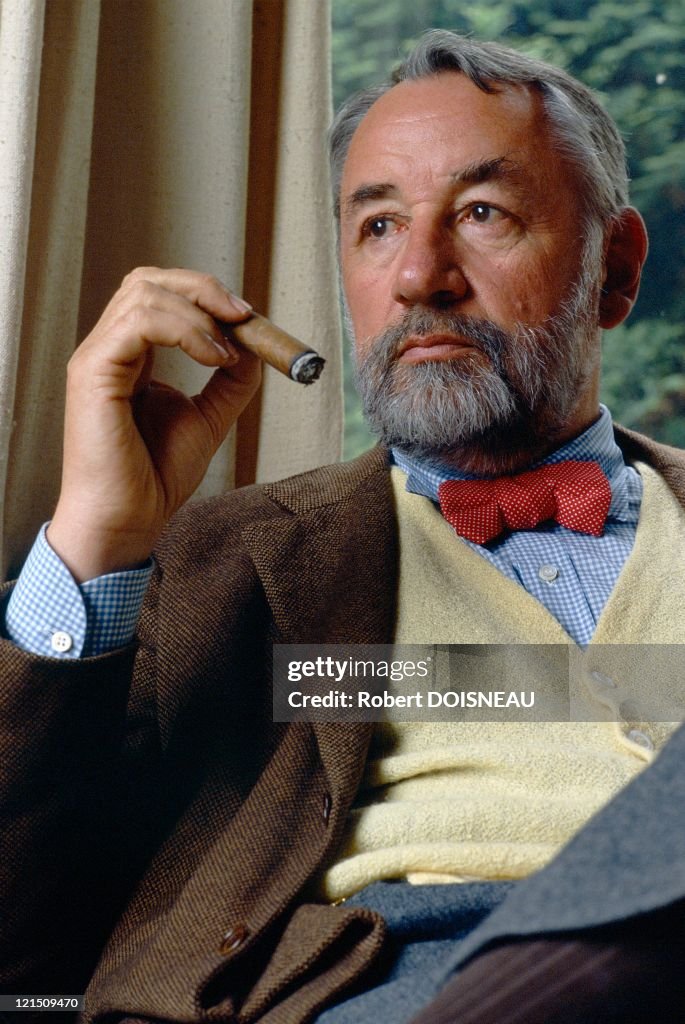 Philippe Noiret, French Actor, In 1989